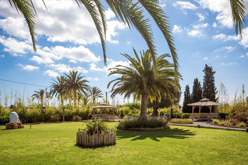 Ibizazen Hotel Santa Eularia des Riu Ngoại thất bức ảnh