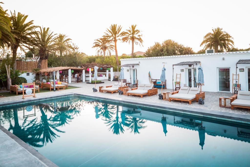 Ibizazen Hotel Santa Eularia des Riu Ngoại thất bức ảnh