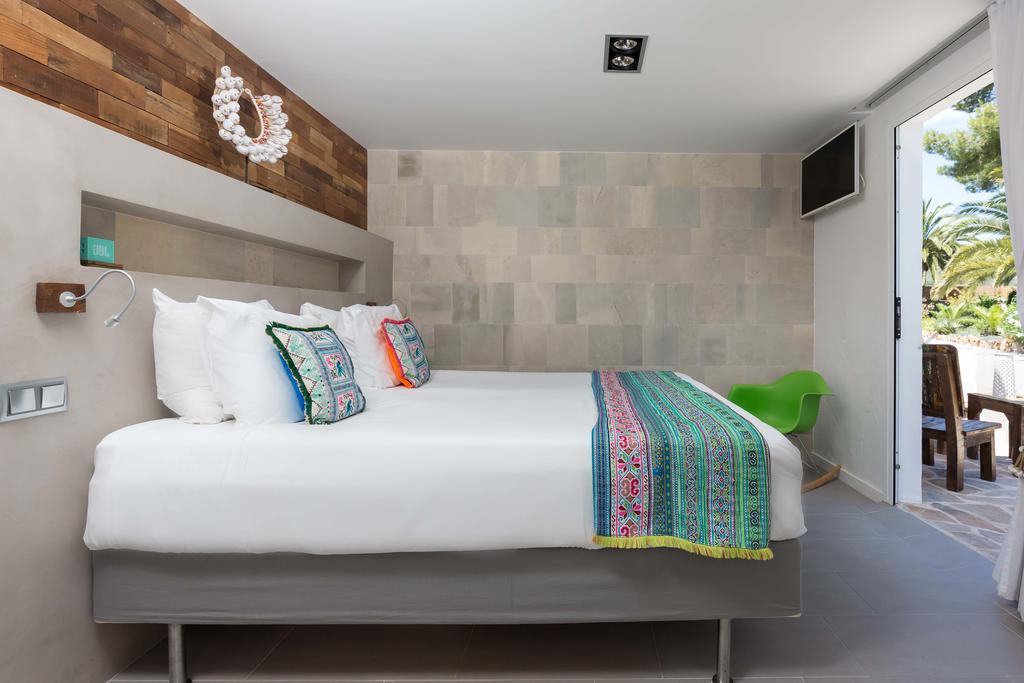 Ibizazen Hotel Santa Eularia des Riu Ngoại thất bức ảnh