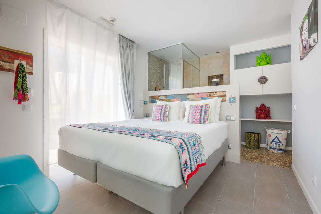 Ibizazen Hotel Santa Eularia des Riu Ngoại thất bức ảnh